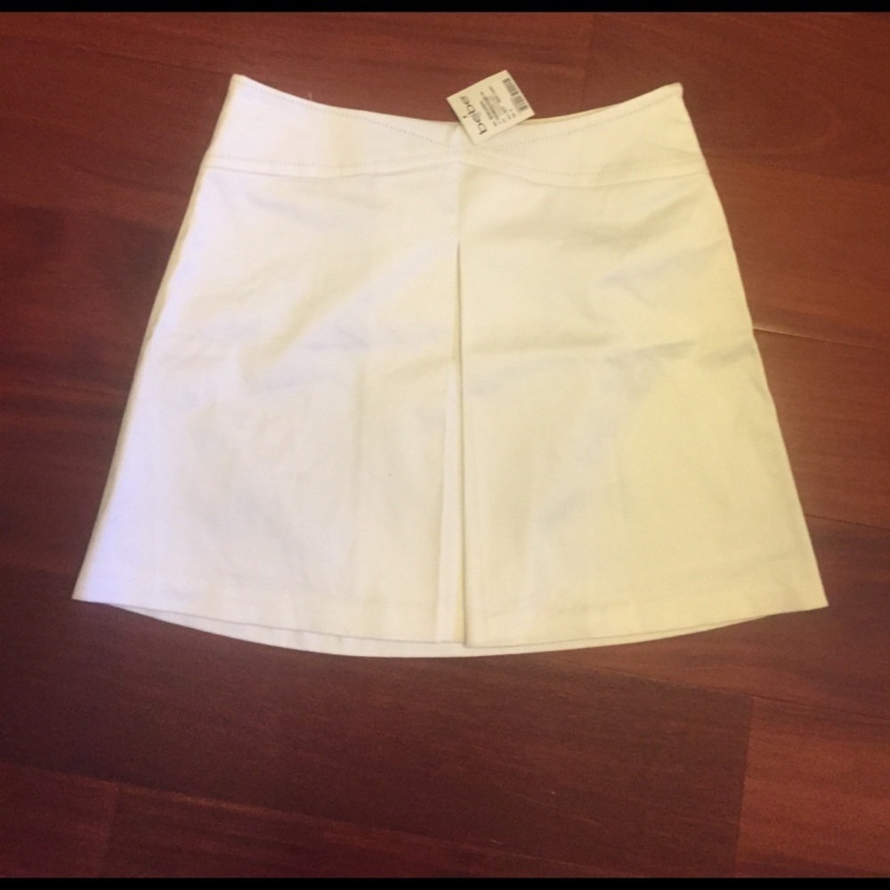 NEW VINTAGE IVORY WHITE BEBE SKIRT